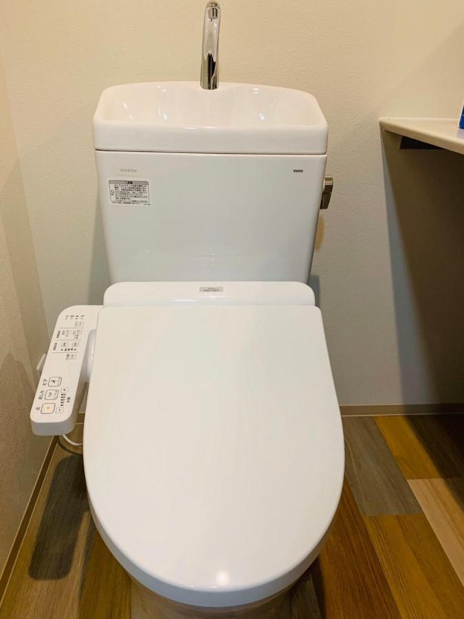 Wellstay Honmachi Ōsaka Extérieur photo